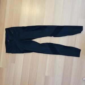 Nike Dri-Fit Black Leggings With Mesh Panels Size S